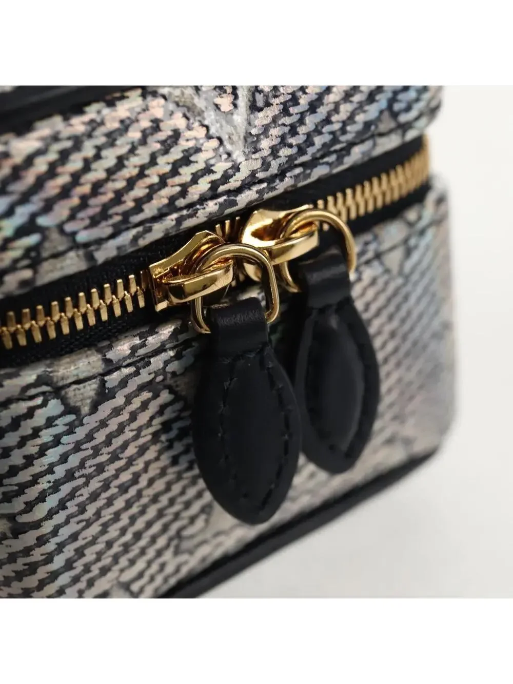 Louis Vuitton Laminated Jacquard Bijoux #344341L73B
